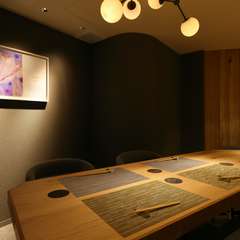 ゆったりくつろげる上質な空間で、大切な人と贅沢な時間を過ごす