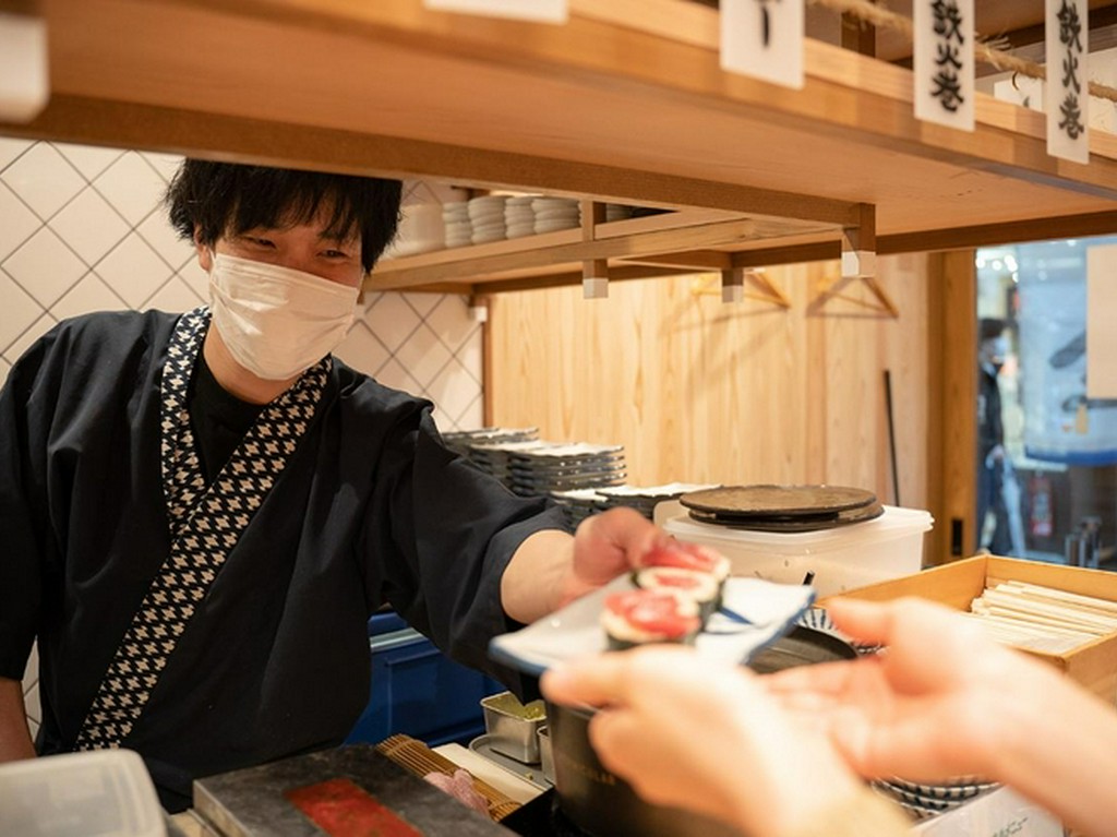 笑顔いっぱい、安心安全で食事ができる空間を心がけています