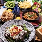 「最大180名様」大人数宴会も可能。コースは飲み放題付きで2,200円から（税込）！！ お得な幹事様特典も！2,200円から