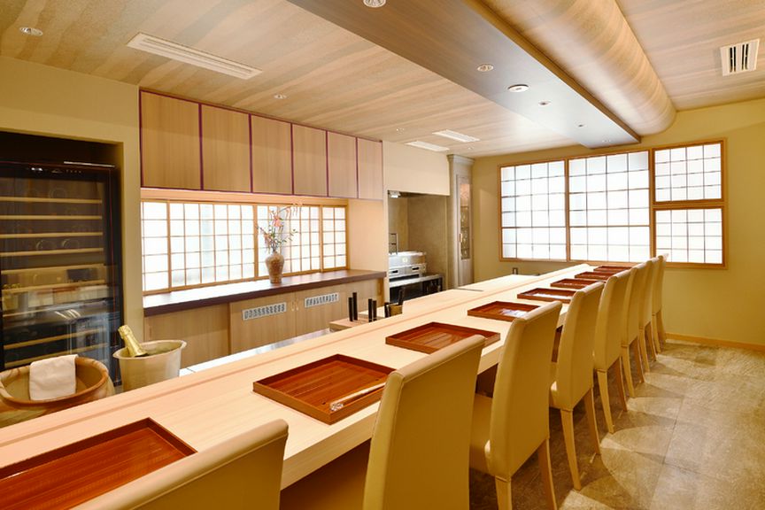 【銀座小十】出身の宮原氏が腕をふるう日本橋の隠れ家和食店