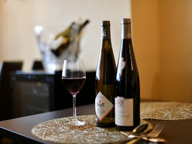 アルザス産のワインをはじめ、オススメのワインをセレクト