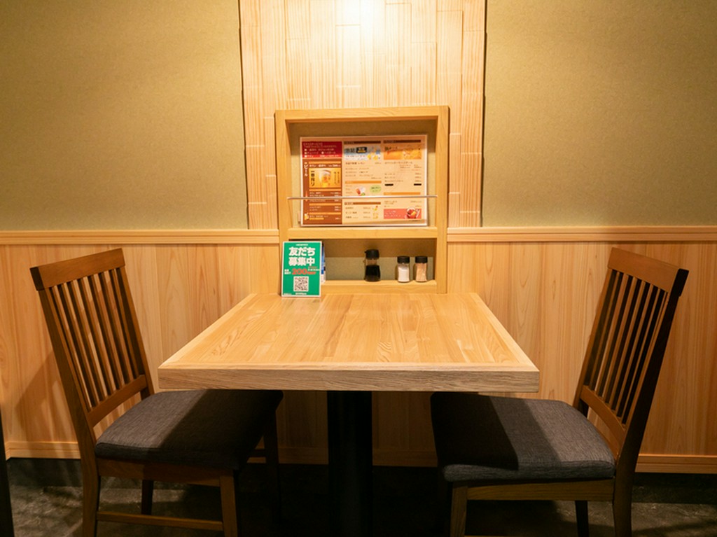 二人だけの大切な時間と空間。五感で楽しめるメニューと共に