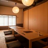 厳選食材を使った和食料理の数々、仲間同士や取引先の接待に。美味しい料理とこの店でしか出会えない品々で、訪れるたびに新たな感動が味わえる。