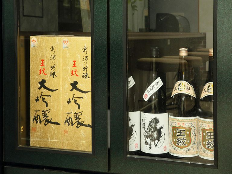 銘酒と出合う楽しさも満喫できる、選りすぐりのお酒