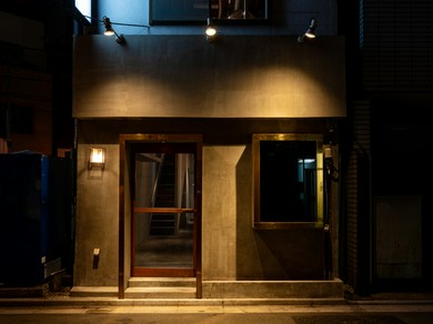 水道橋駅から徒歩5分。ひっそりと佇む一軒家の焼肉店