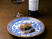 旬の里山の幸に旬魚・肉などを合わせたコース。前日までにご予約下さいまで。2名様よりの承りとなります。