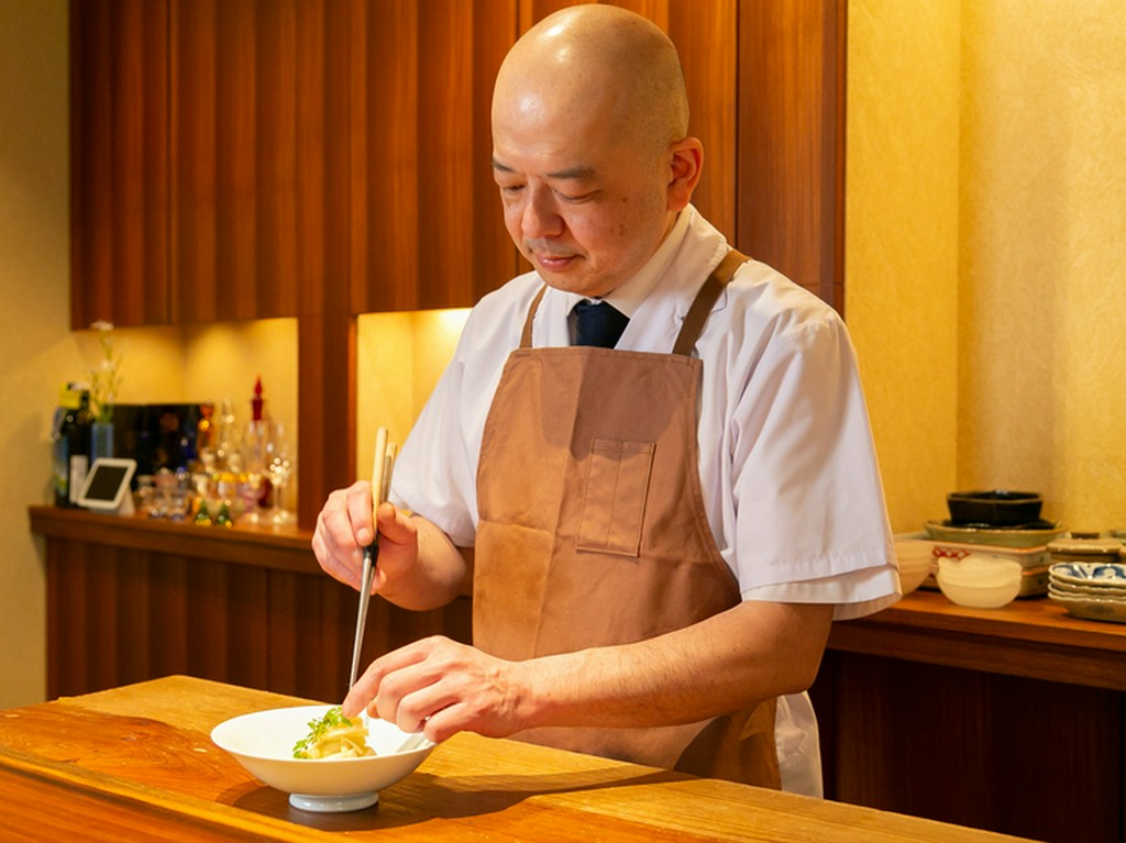 “食材と生産者の方々を、お客様へと繋ぐ”ことが、料理人の役割