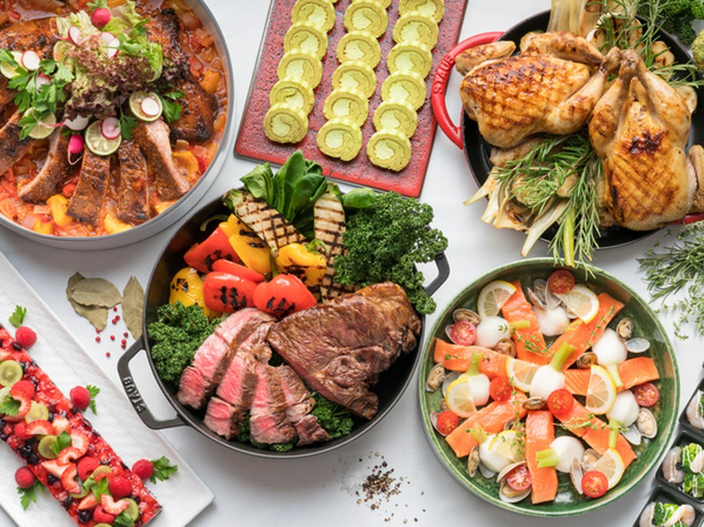 ディナーブッフェ