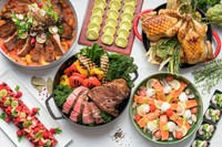 ＊12月23日～2024年1月3日迄期間限定メニューをご提供しております。
　お料理内容が下記メニューと異なりますので予めご了承ください。

お子様2750円