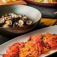 海老とベーコンのトマトソースパスタ