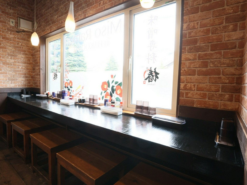 彩り鮮やかな野菜たっぷりメニューもあり、女性にも好評です