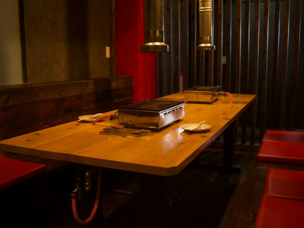 オシャレな空間で、おいしい焼肉もお酒も。焼肉女子会にオススメ