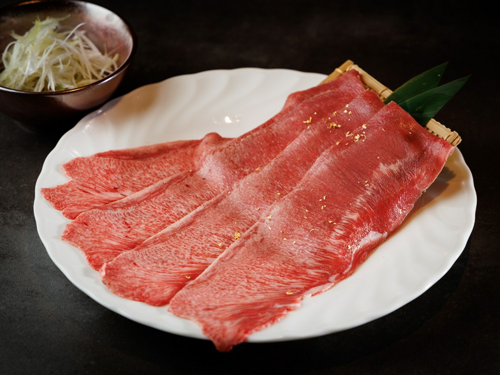 深い旨みで自慢のタンをぜひ！『タンしゃぶ』