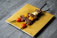 厳選されたお肉を一味違ったテイストで楽しむ『ブロシェット』
