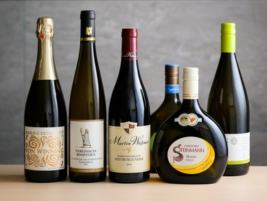 アイデア光る料理に寄り添う、秀逸なセレクトのワイン