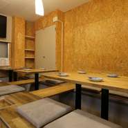 仲間同士の飲み会、仕事の打ち上げ、PTAの集まり、ママ会などさまざまな集まりに使い勝手の良い【あおてん】。相談すれば、人数・予算に合わせてメニューも考えてもらえます。