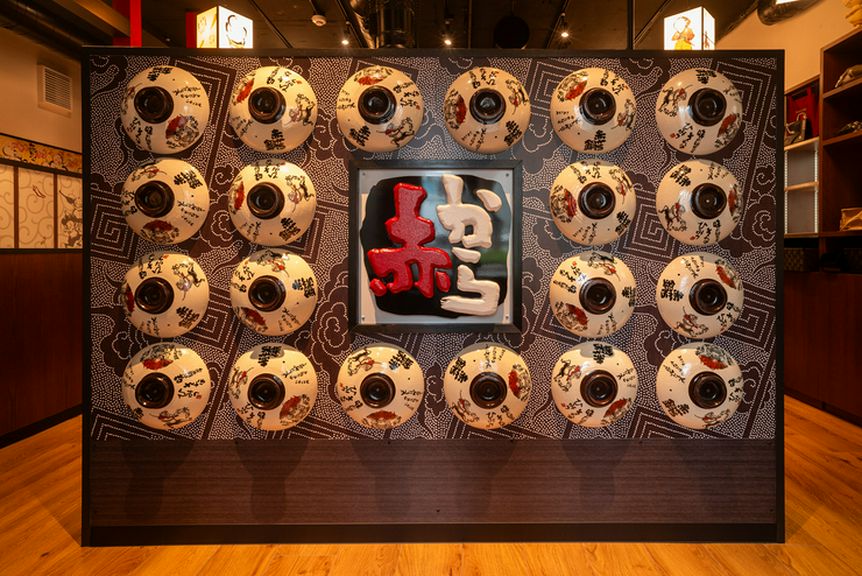 レトロな雰囲気の店内で、どこか懐かしく落ち着いた雰囲気です。