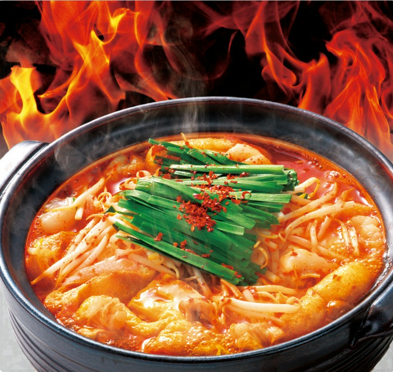 名物「赤から鍋」辛さを極めたやみつきの旨さ。