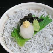 お米は高知県産のコシヒカリを使用