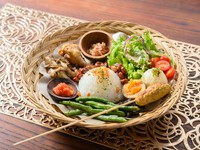 肉と野菜のバランスが抜群『本日のナシチャンプル』