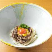 串右衛門の出汁をきかせた名物うどん！