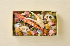 老舗鮨屋直伝のちらし。当店一押しのばらちらしです。
病みつきになる事間違いなし。ぜひご賞味あれ！