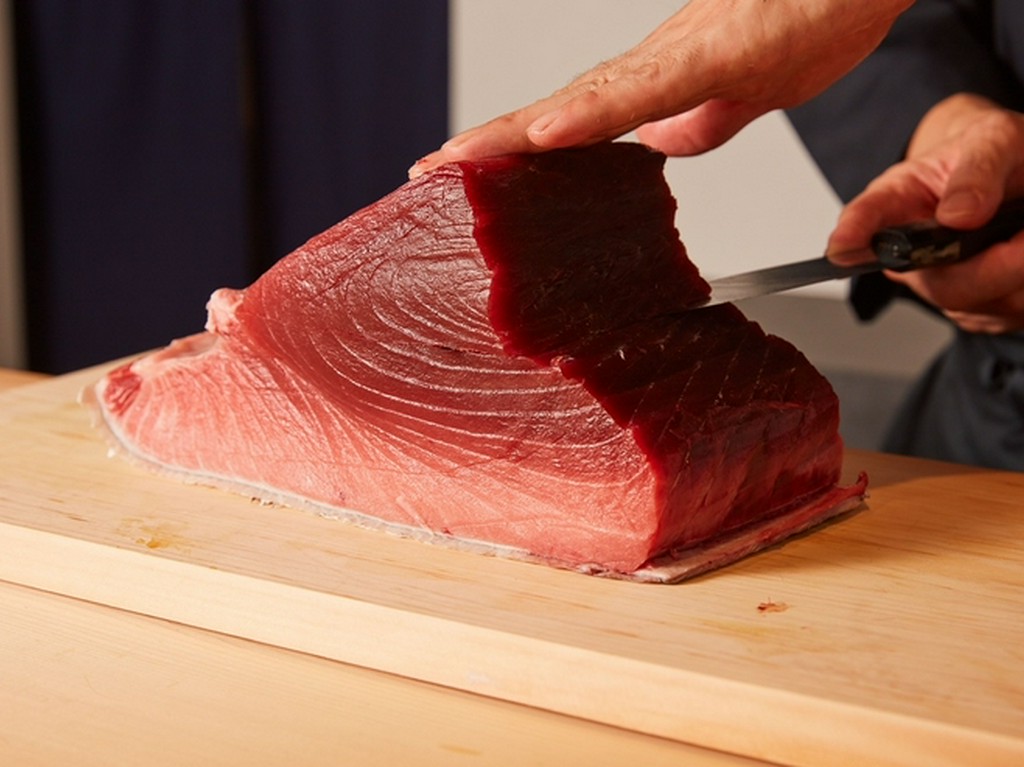 経験豊かな鮪仲買人が吟味した「鮪」