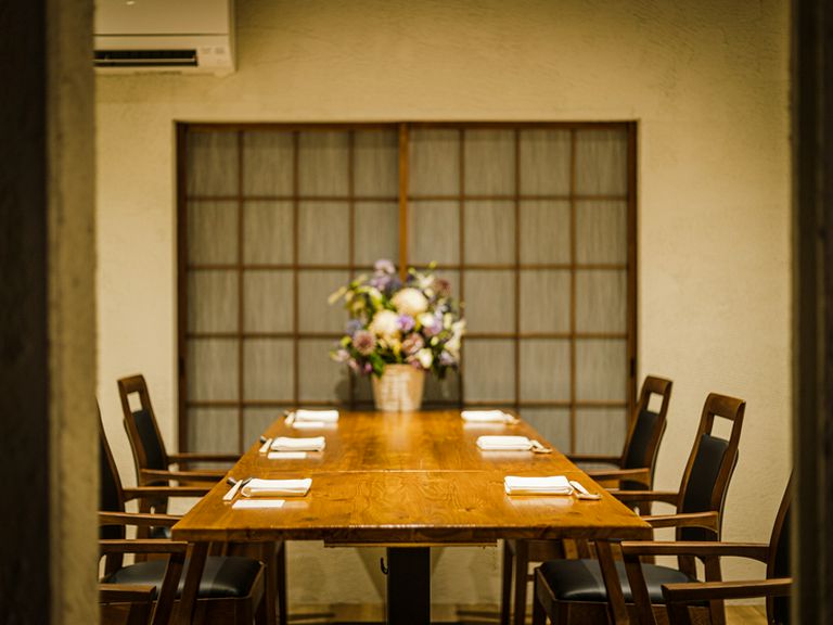 お腹を満たしてくれるふぐ料理と、心が落ち着く素敵な空間