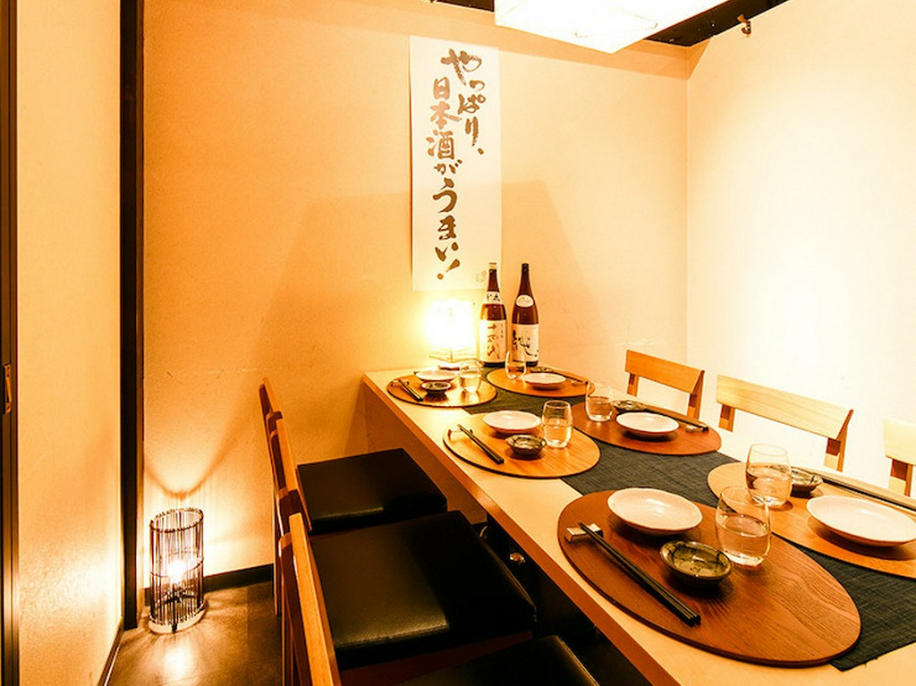 ゆとりのあるテーブル個室席