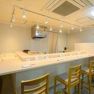 誰でも気軽にお寿司を味わえる温かな雰囲気も魅力です。