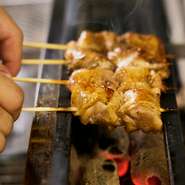 オープンから19:00まで大大大サービス！！

朝〆赤地鶏の5種盛り880円が、、、
なんと！440円で提供！

さらにドリンク1杯のプレゼント付き！！

自慢の料理をたくさん食べて欲しくてやりすぎちゃいました😉✨