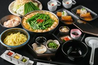 ●一品盛り合わせ
・牛の酢もつ
・せんまい
・からしめんたい
・生ゆば刺し
・梅ひじき

●ゆでタン

●もつ鍋
・みそ味
・しょうゆ味
・しゃぶしゃぶ風