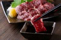 鮮度にこだわった旨みあふれる極上馬刺し