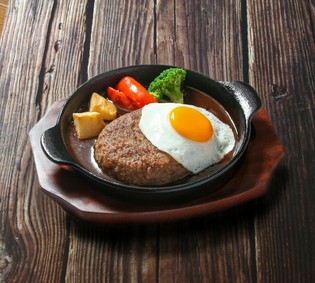 ブレンド・焼き方にもこだわった『飛騨牛高山ミートハンバーグ』