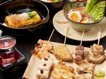 新鮮な刺身などが楽しめるお得なプラン！
豪華8品+飲み放題をこの価格で楽しめちゃいます♪