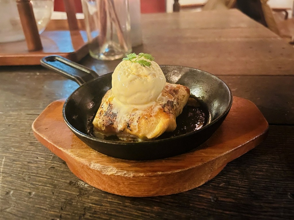 焼きたてアップルパイ