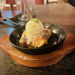 焼きたてアップルパイ