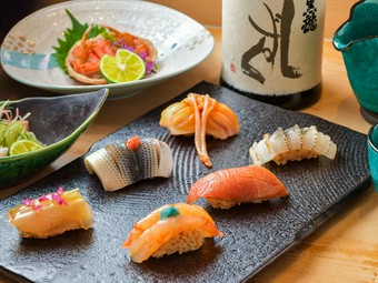 季節ごとの上質な魚を存分に満喫できる、看板メニューの一つ。記念日にオススメのコース『常願寺』