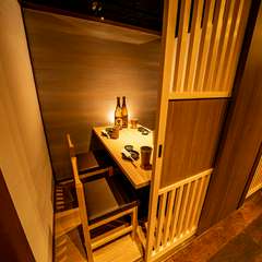 ゆとりのあるテーブル個室席