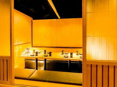 いつでも賑わう店内は明るく爽やかな雰囲気。