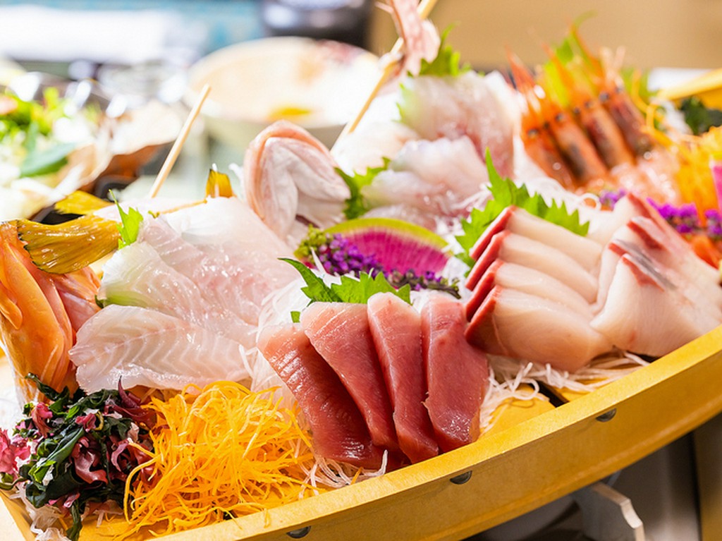 毎日仕入れる新鮮な魚介類