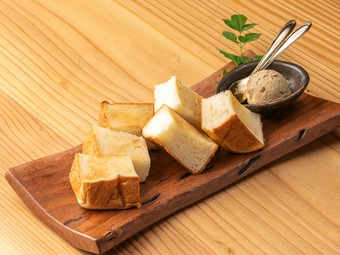 特製レバーパテ（パン付）