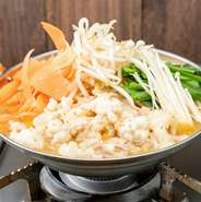 【おすすめ屋】ならもつ鍋も食べ放題！特製の博多もつ鍋が何杯でも食べられる！
宴会にうれしすぎるもつ鍋フェア開催中です！