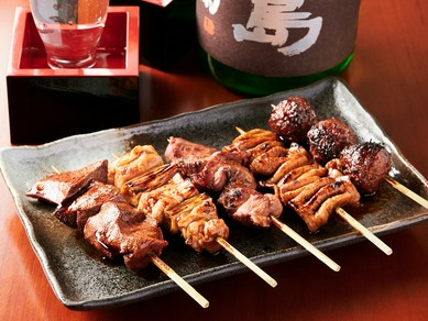 豚串・とり串、おまかせも楽しめる『串焼き』
