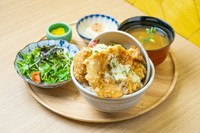 チキン南蛮丼　自家製タルタルソース