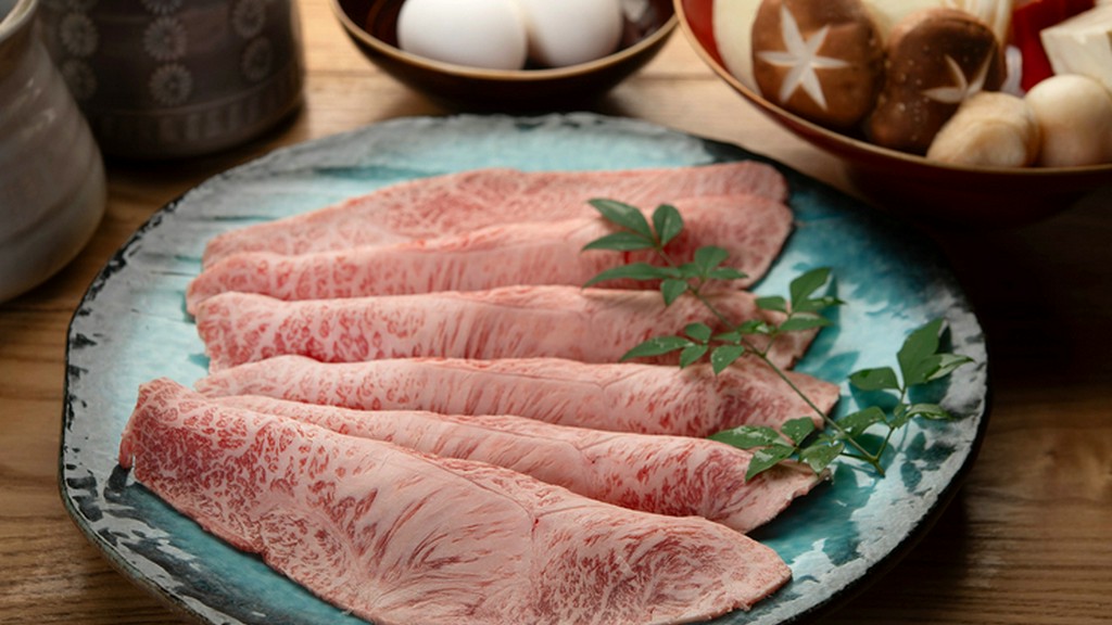 “焼く”ことで旨みを閉じ込める『すき焼き』