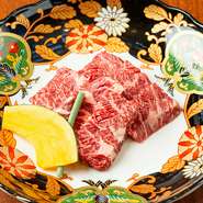 大人気！ヘルシーで上質な味わい
《ハーフ》869円