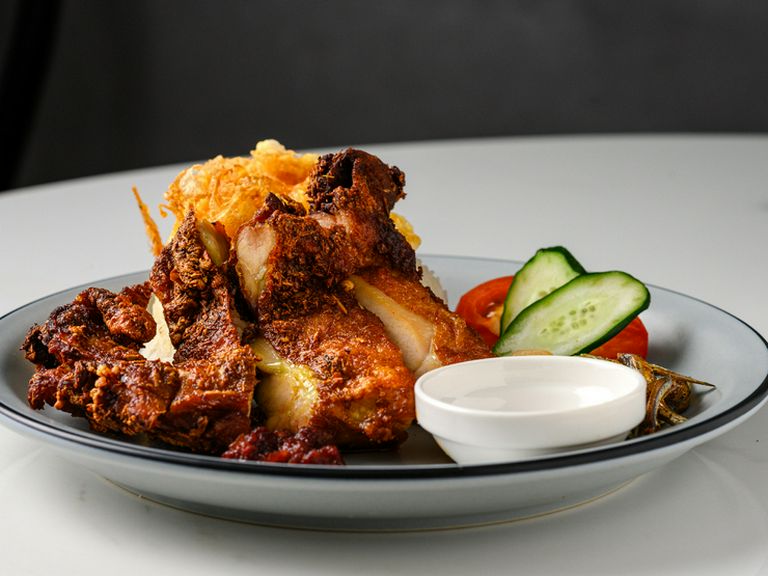 ココナッツミルクのおいしい香り『ナシレマッ』