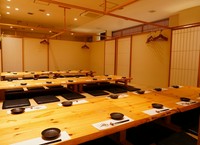 最大80名様までのご宴会も可能です。
歓送迎会や、新年会、忘年会、各種ご宴会で是非、ご利用くださいませ。