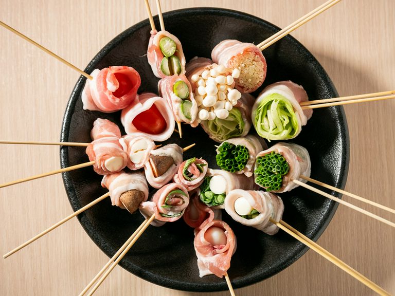 食べ応えたっぷり!虜になる絶妙な味わい『おまかせ!野菜串巻き10串』